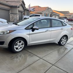 2015 Ford Fiesta