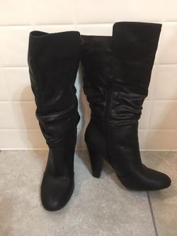 Woman heel boots