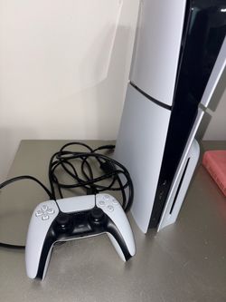 Play station 5 with disc