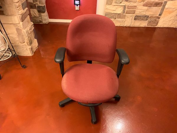 Adjustable Office Student Desk Chair For Sale In Fort Worth Tx Offerup
