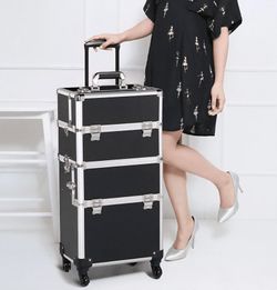 Rolling Makeup Train Case