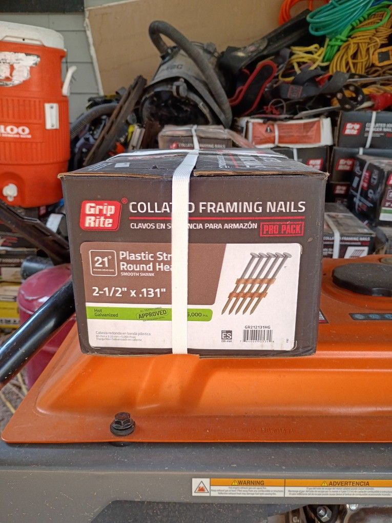 Grip Rite Collated Framing Nails
2-1/2" x .131" & 3" x .131"