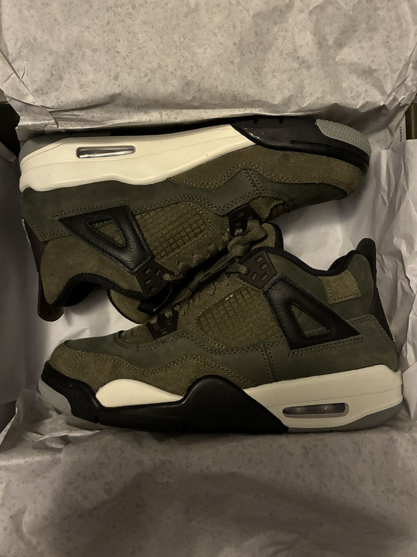 Jordan 4 Retro