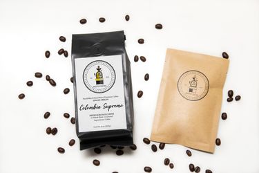 Fresh roast coffee beans 8 oz plus sample single serve pour over small batch