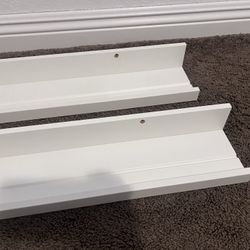 Shelf Qty: 2 - (ikea 902.921.03 Mosslanda)