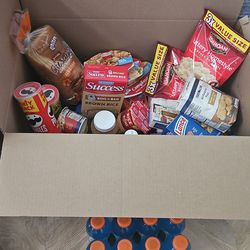 Freee Food Box!!