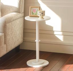 New MaxSmeo Small Side Drink Table, Modern Round End Table With Fluted Wood Leg, Plant Stand