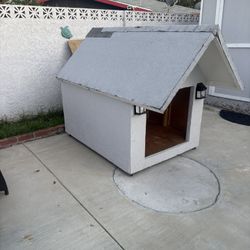 Dog House 