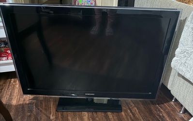 40 inch tv