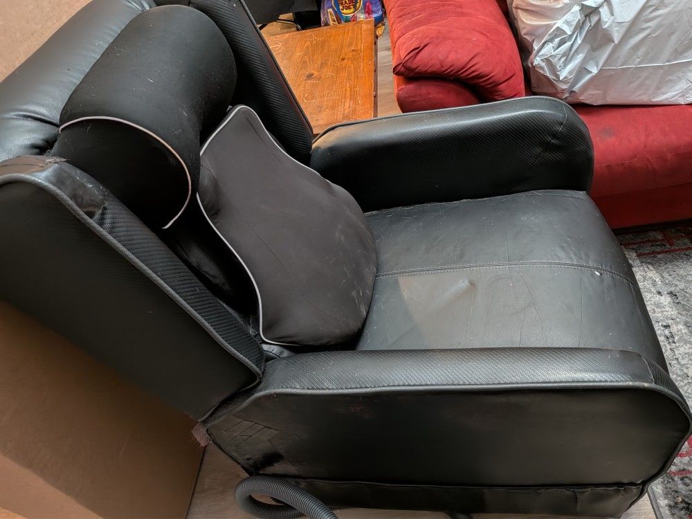 BOSSIN gaming recliner