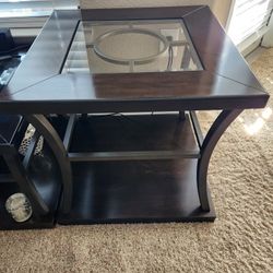 Livingroom/bedroom end tables