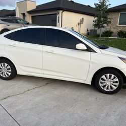 2012 Hyundai Accent