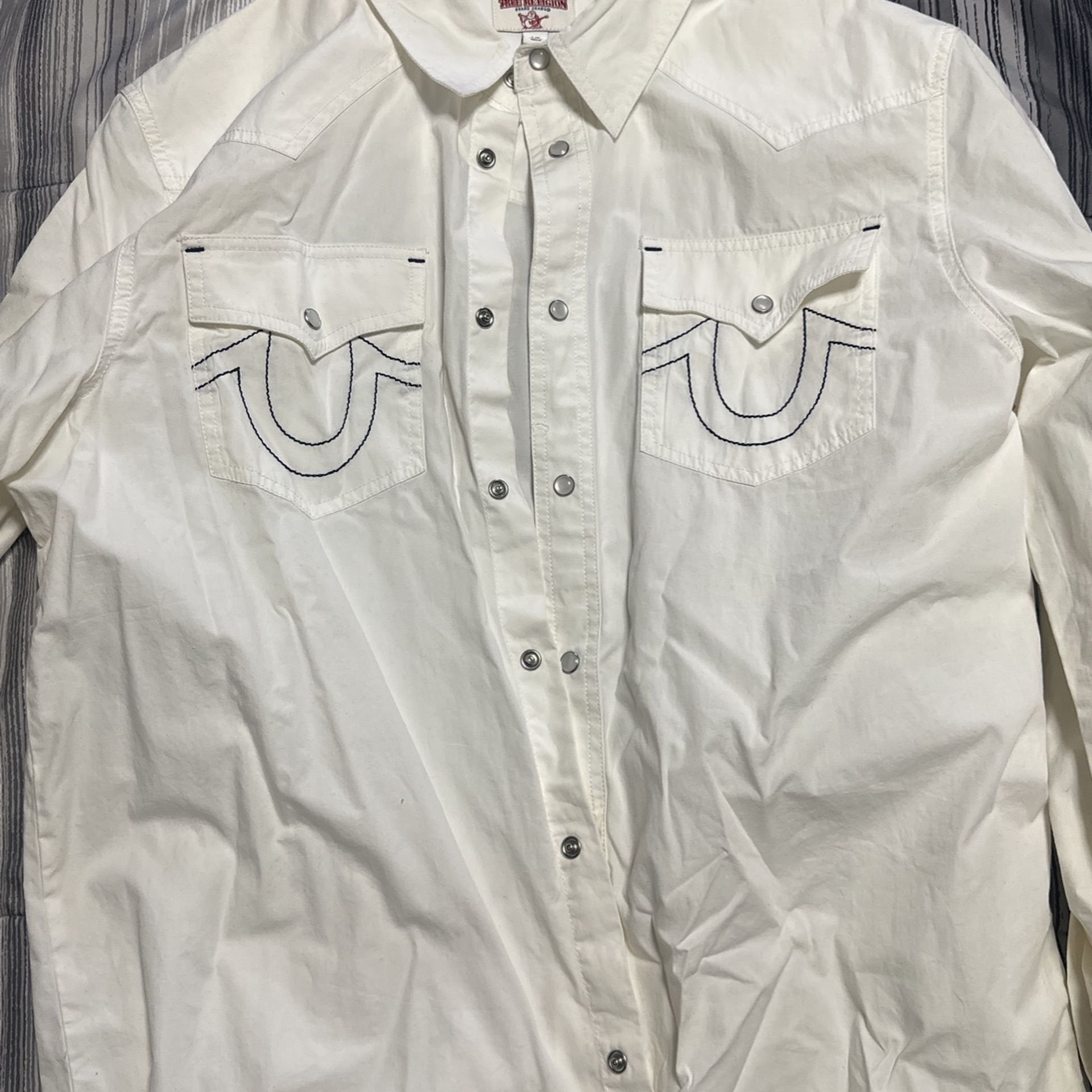 True Religion Button Up Shirt - joarbit.com