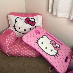 🎀 hello kitty lounge chair + lap desk set