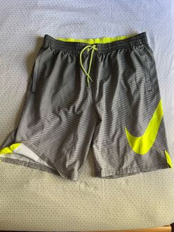 Nike swimming shorts Sz L NWOT