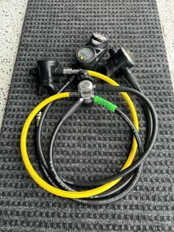 SERVICED scuba diving regulator & computer