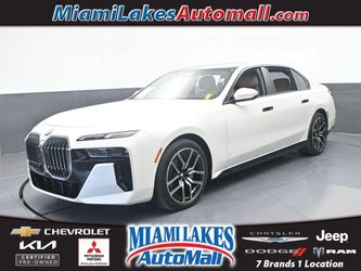 2025 BMW 740i