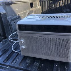 Toshiba Window AC Unit 