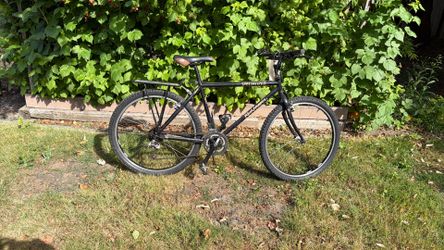Specialized mountain bike – rock hopper