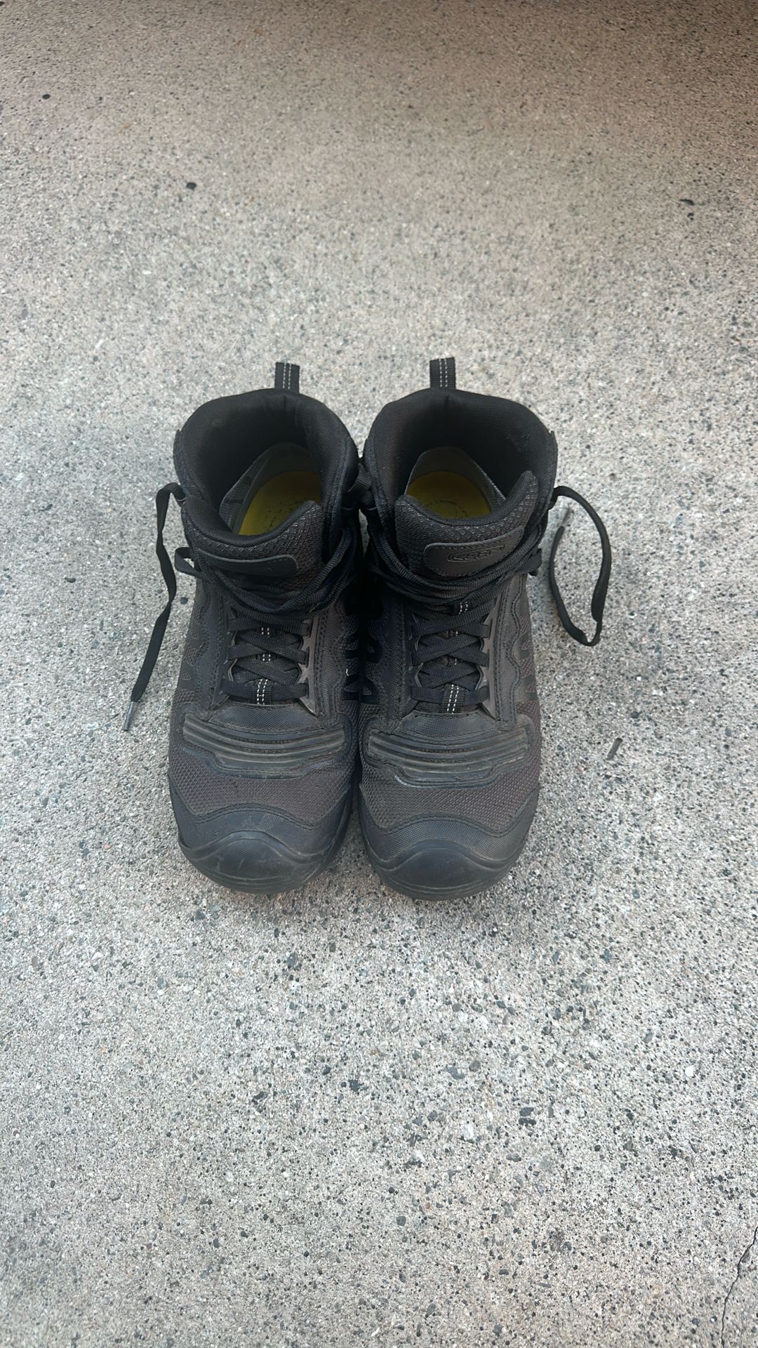 Men’s Keen Hiking Boots Size 11D