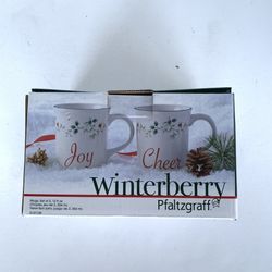 Christmas Decoration Winterberry Mug Set