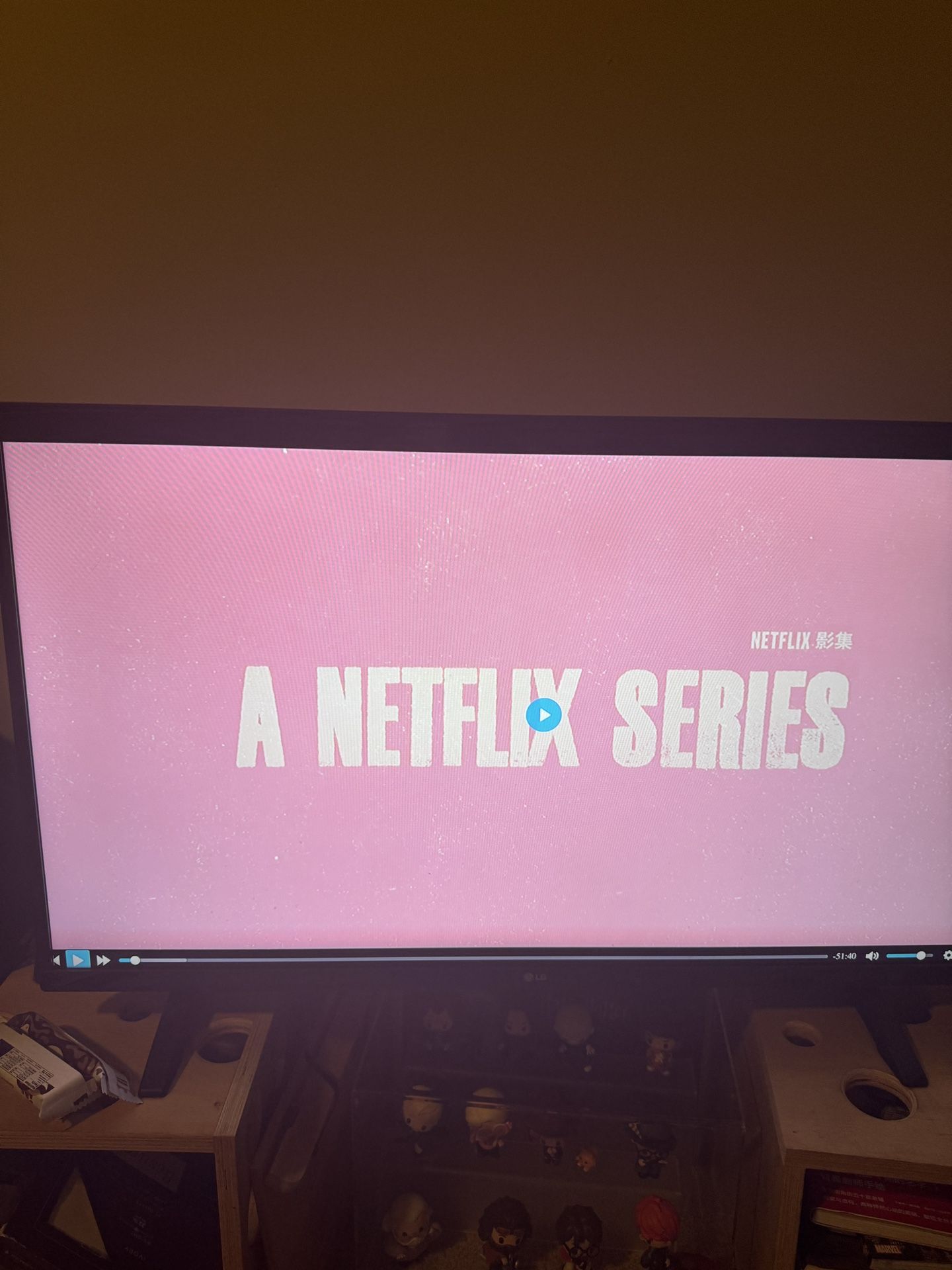 LG TV 40-inch with chrome cast