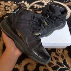 jordan 11 "gamma blue" 5.5y