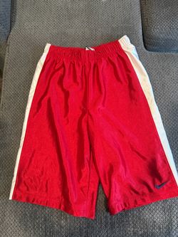 Nike red boys XL basketball shorts