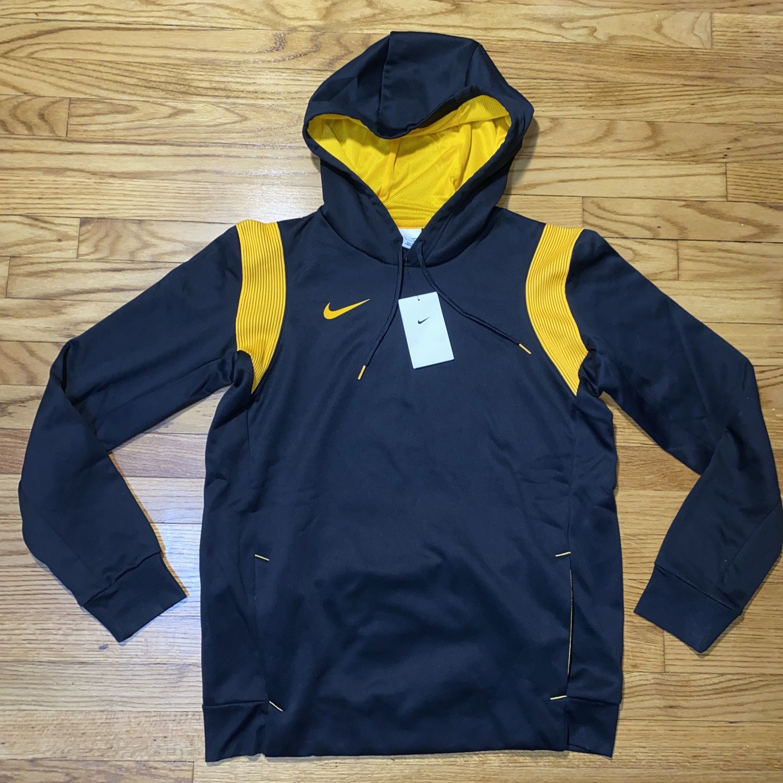 Nike Therma-Fit Pullover Hoodie Black & Yellow Men’s Sz Medium New!!