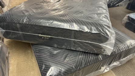 Beautyrest Black Series Two Medium Queen Size