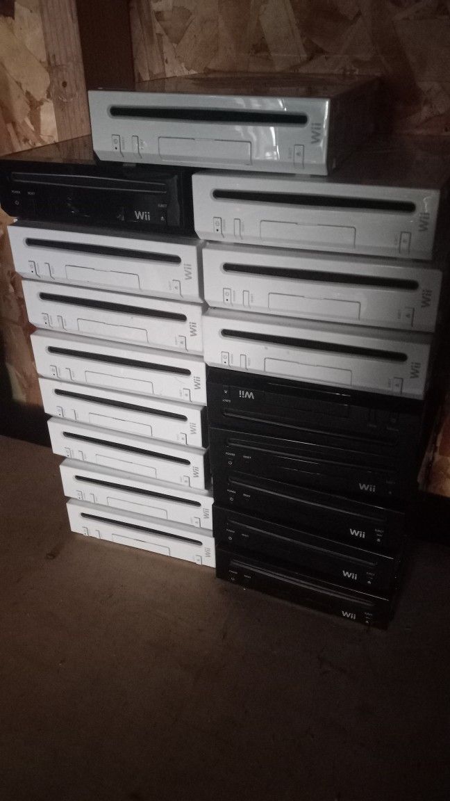 Wii Consoles $25 Each NO CORDS INCLUDES