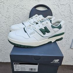 BRAND NEW IN BOX NEW BALANCE 550 MENS SIZE 9.5 WHITE & GREEN GOLF SHOES