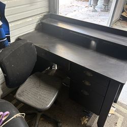Desk & Chair 