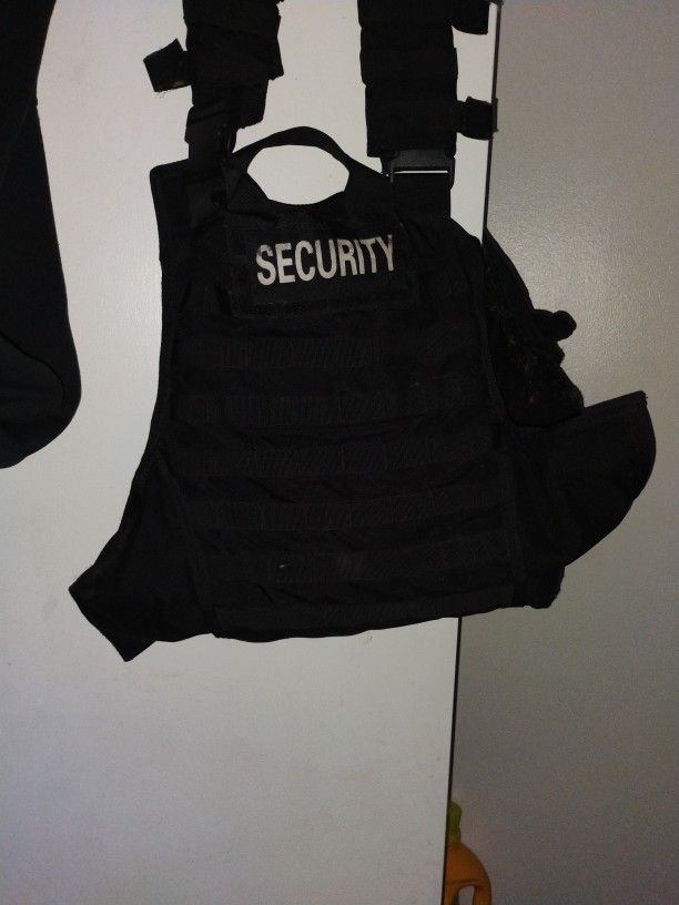 Tactical Vest , Plates Already Inside