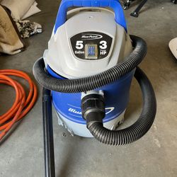 SHOP VAC. 
