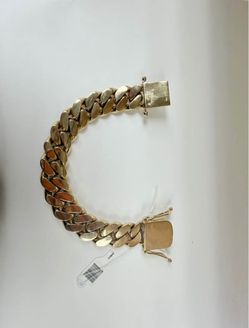 10K Gold Cuban Link Bracelet
