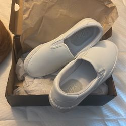 Slip Resistant Shoes- Never Worn