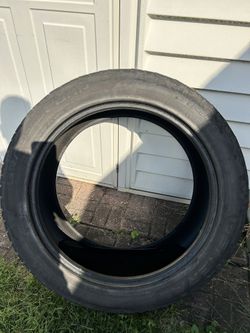 295/45/22 Tire