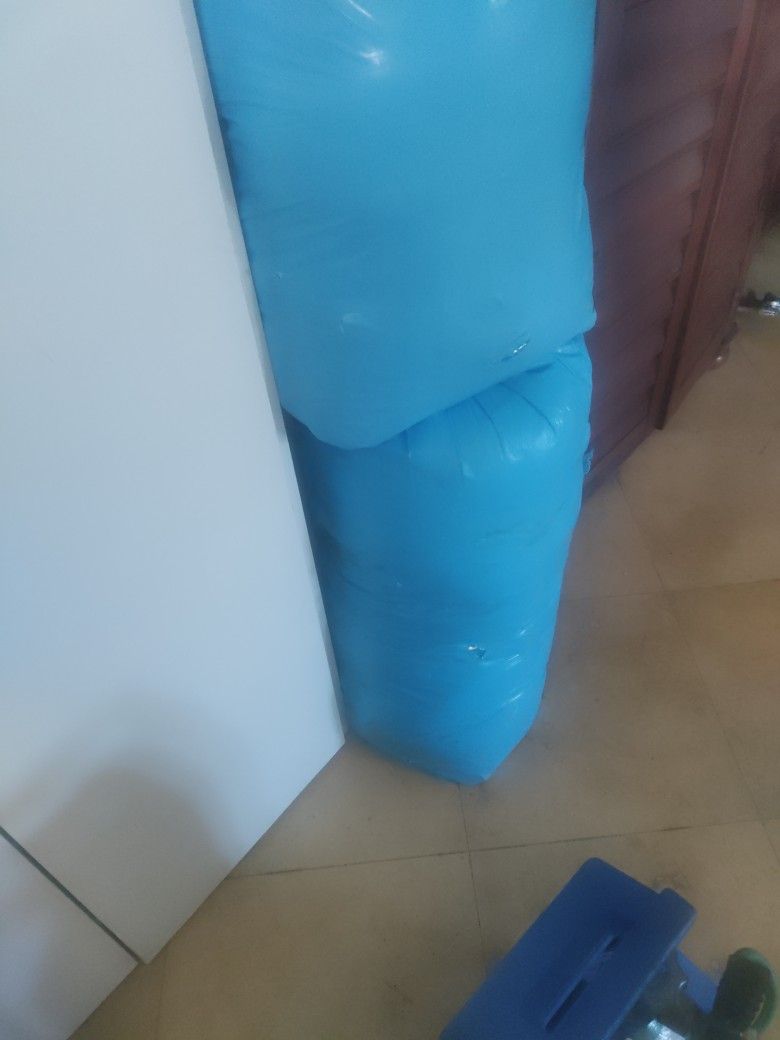 2 New Bags  R6 Flex 10 In 140 Both