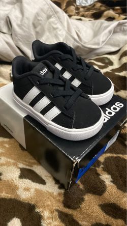 Brand new adidas size 4