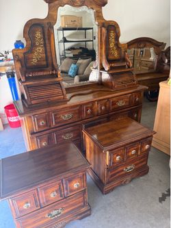 Vintage queen bedroom set