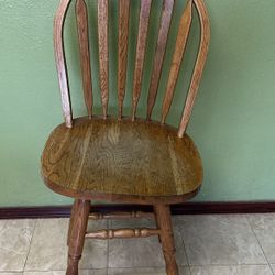 Wood Chair Revolving 