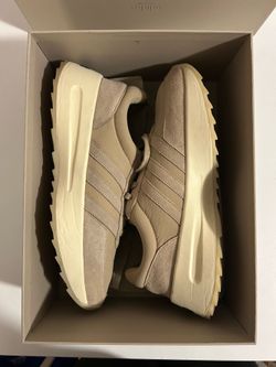 Adidas runner 9.5