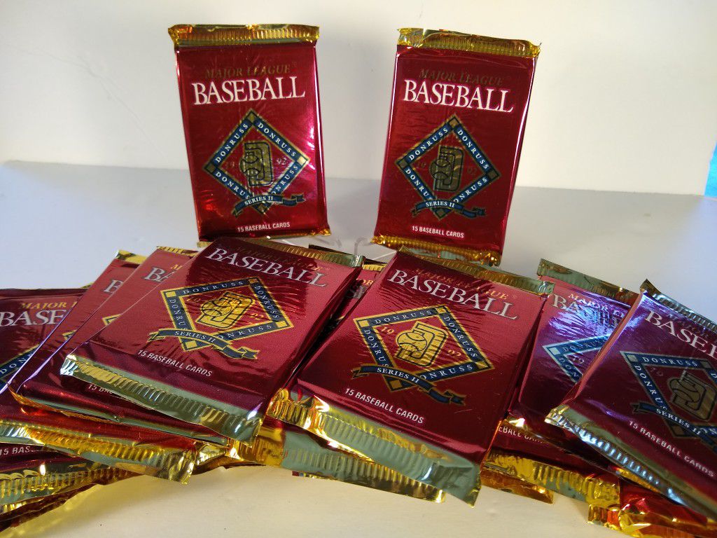 Baseball Cards - 20 Packs of 1992 Donruss