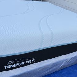🔥🔥TEMPURPEDIC  ProAdapt Medium King Size Mattress 🔥🔥