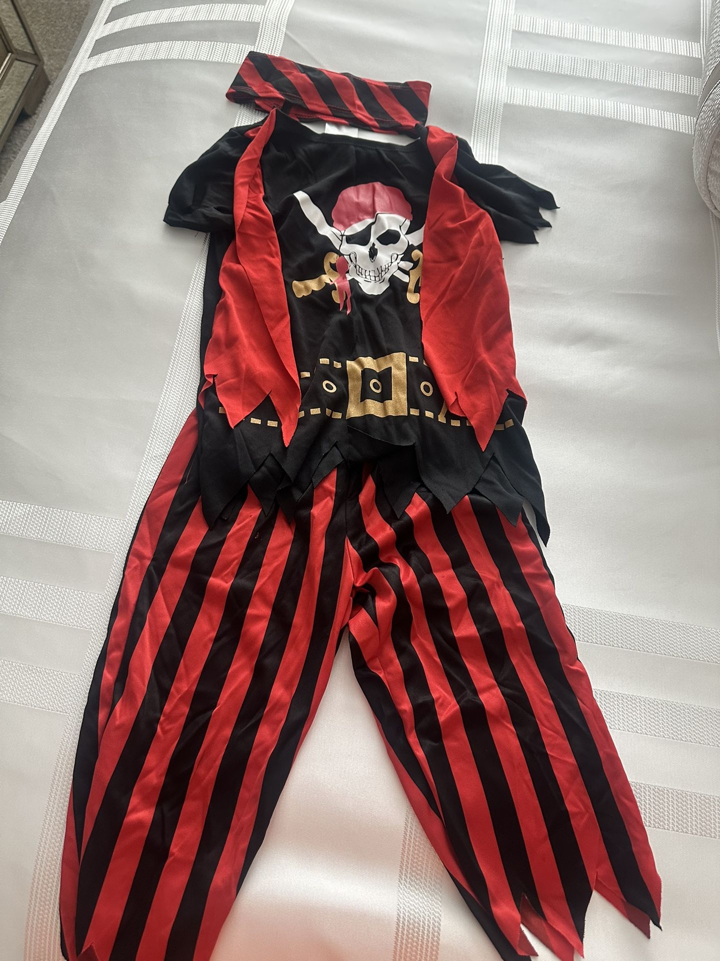 Kids Pirate Costume Size 3-4