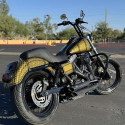 Harley Davidson Dyna Street Bob 