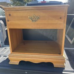 Set Of Pine Nightstand Or End Tables (2)