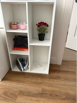 Bookshelf
