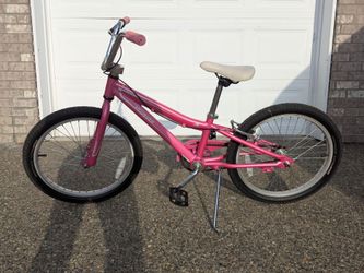 Specialized Hotrock 20" pink bicycle